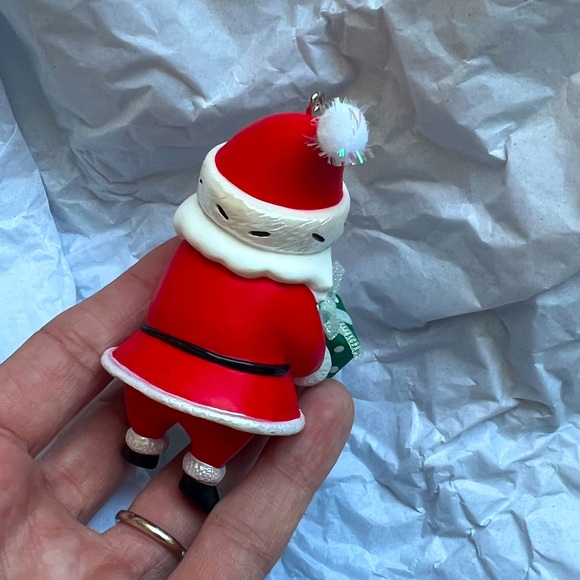 NEW Hallmark - 2024 Limited Edition Santa Ornament - Picture 4 of 7
